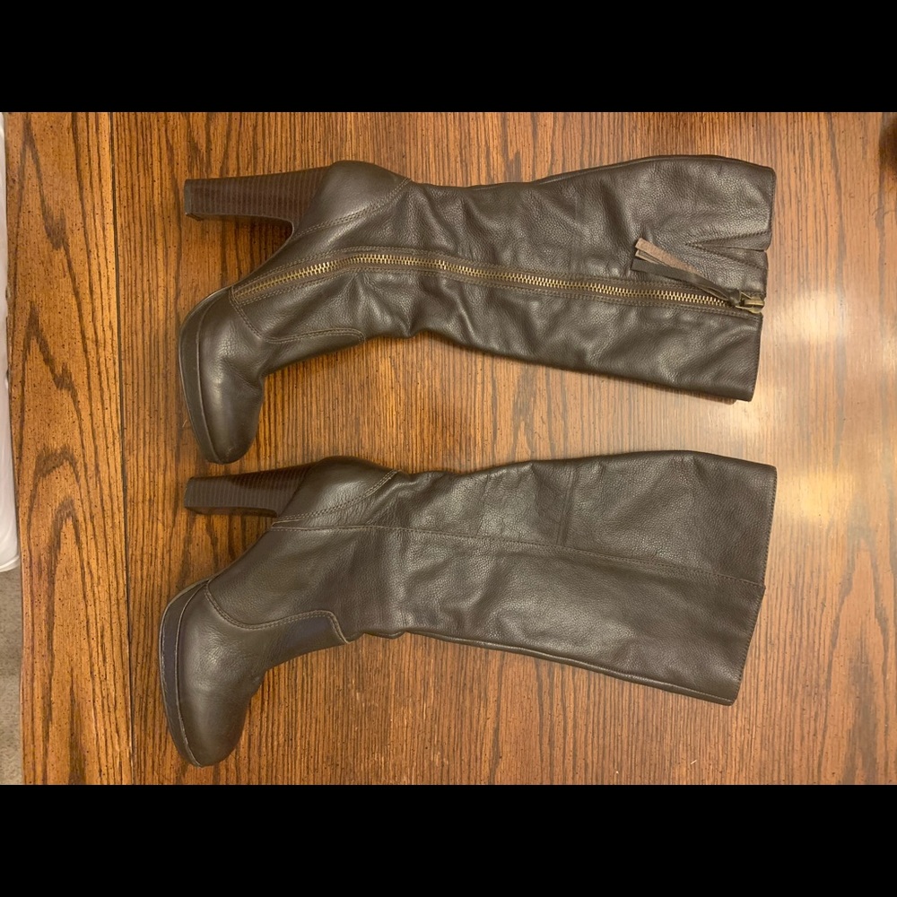 Authentic Vera Wang Boots. Real Leather.